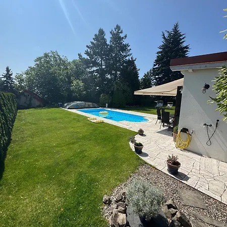 Luxusni Kokorinsko Hébergement de vacances *